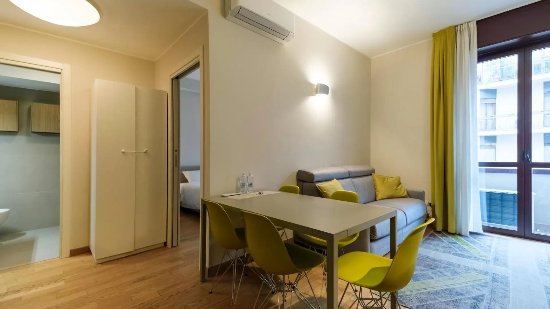 Apartment Star Home Milan Italy